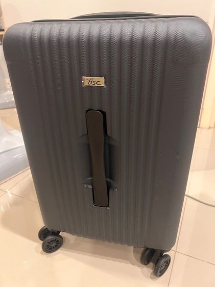 กระเป๋าเดินทางล้อลาก 20 นิ้ว ของใหม่ มือหนึ่ง