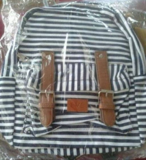 เป้สะพายหลัง มือ 1 ลายเส้นขาวฟ้า  จาวดำ รูปที่ 7