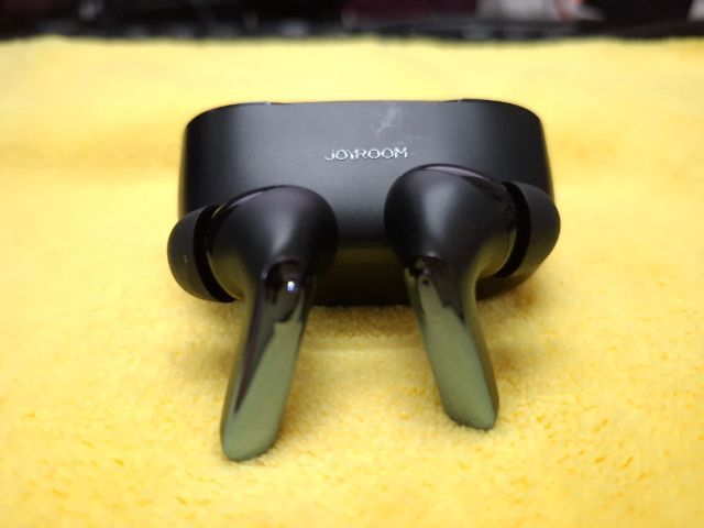 หูฟัง รุ่น Jbuds BC1 ANC Wireless Earbuds ยี่ห้อ Joyroom รูปที่ 3