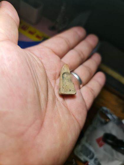 พระผงสุพรรณ พิมพ์หน้าแก่ เก่ามีอายุ สภาพสวยน่ารัก รูปที่ 7