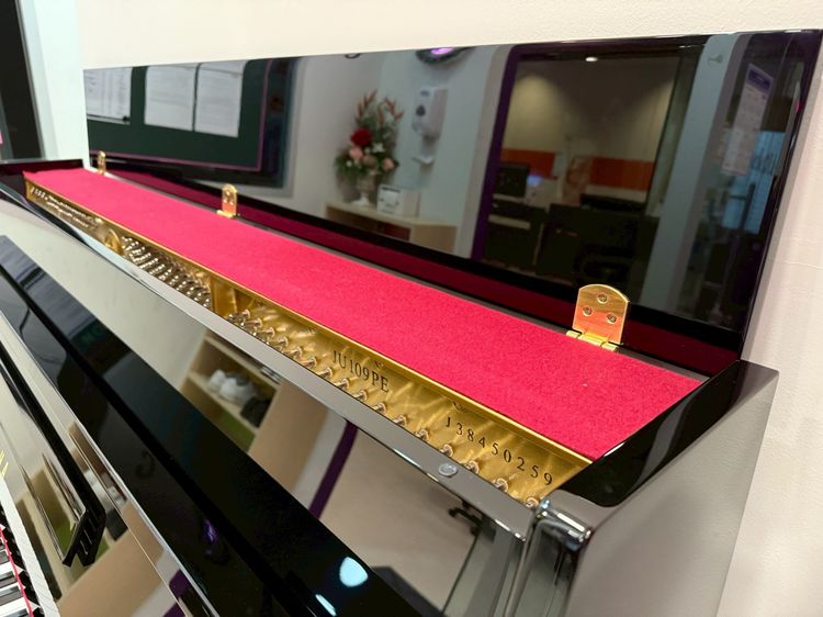 YAMAHA UPRIGHT JU109PE ตัว Demo รูปที่ 5
