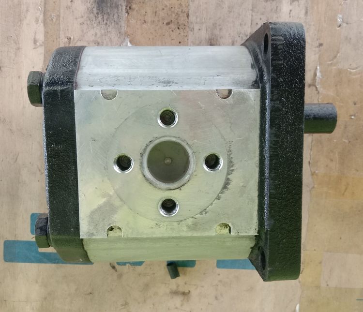 เกียร์ปั๊มไฮดรอลิก Casappa-PLP30.61S0มือสอง เหมาะสำหรับสายDIY. รูปที่ 3