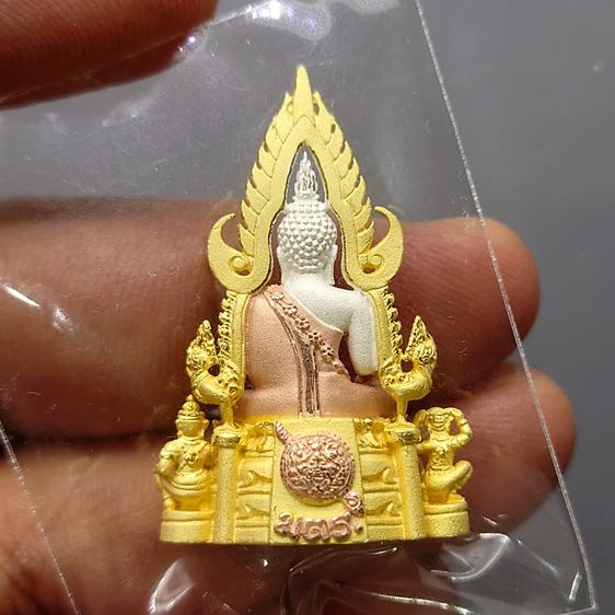 พระพุทธชินราช ลอยองค์ เนื้อเงิน ชุบสามกษัตริย์ขัดเงา (พิมพ์ใหญ่) กรมตำรวจรุ่นแรก รุ่น “ประวัติศาสตร์” ปี2562 พร้อมกล่องเดิม รูปที่ 4
