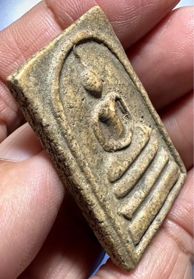 🙏พระสมเด็จพิมพ์ใหญ่🙏พระผงปิลันท์ 🙏พระผงน้ำมันซุ้มชินราช เก่าไม่ทราบที่ องค์ละ900 รูปที่ 5