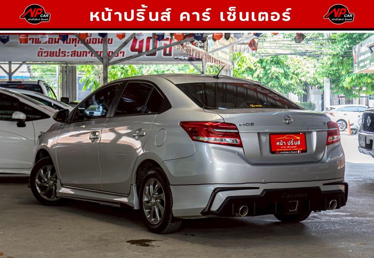 Toyota Vios 2017 1.5 E Sedan เบนซิน ไม่ติดแก๊ส เกียร์อัตโนมัติ เทา รูปที่ 4