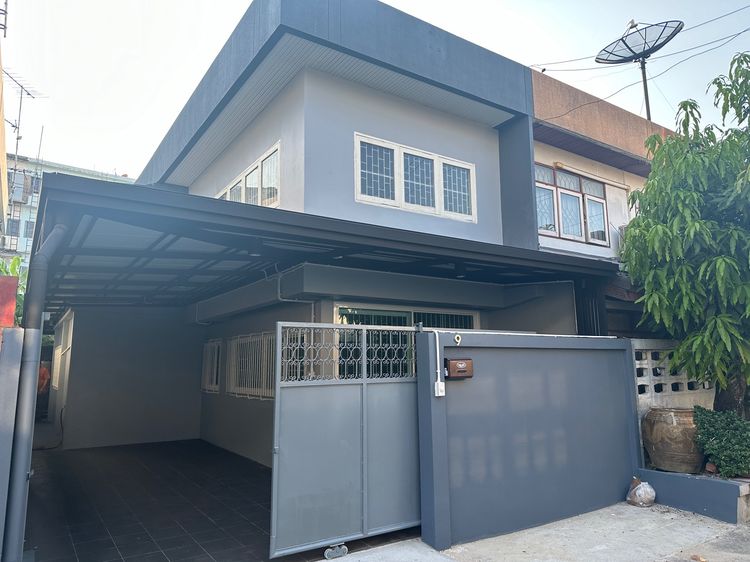 ไม่อนุญาต มีบางส่วน บ้านแฝด ซอยชักพระ14 ตลิ่งชัน รีโนเวทใหม่