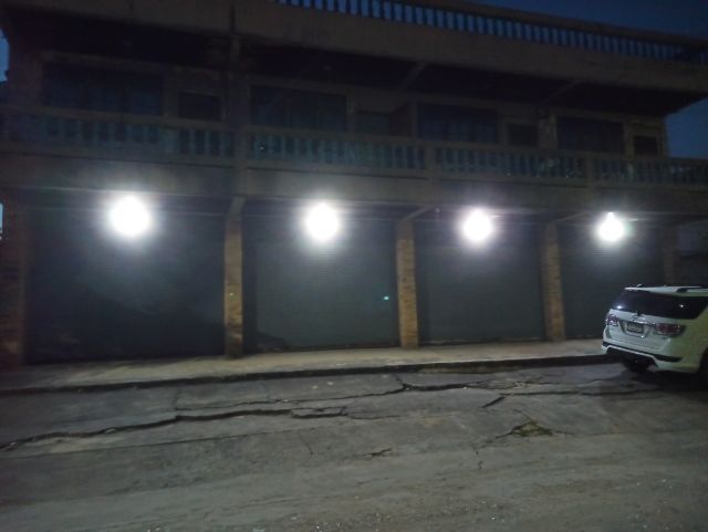 ตึกแถว2ชั้น4ห้อง