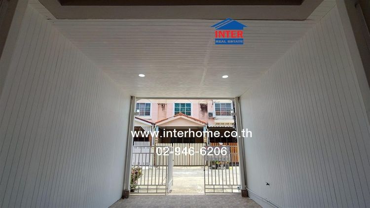 มีบางส่วน ทาวน์เฮ้าส์ 2 ชั้น 17 ตร.ว. หมู่บ้านเหนือฟ้าโฟร์ บางบัวทอง ซอย4 ถนนบ้านกล้วย-ไทรน้อย ถนนกาญจนาภิเษก บางบัวทอง นนทบุรี รูปที่ 4