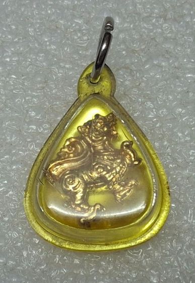 สิงห์ทรงอำนาจ หลวงปู่ทิม ปี 17