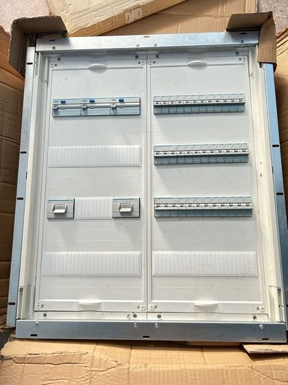 ตู้เมน เบรกเกอร์ Hager Germany ขนาดใหญ่