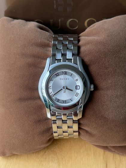GUCCI Round face Watches 5500L Quartz Silver Dial Women's SS  รูปที่ 3