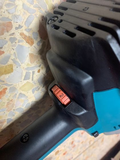 เครื่องขัดสีรถ makita PV7001C JAPAN ปรับช้าเร็วได้ปรับซ้ายขวาได้สภาพสวยนางฟ้าพร้อมใช้งานแท้ รูปที่ 4