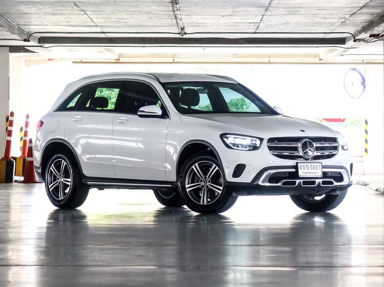 รถ Mercedes-Benz GLC-Class GLC220d สี ขาว