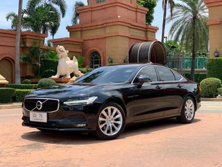 2018 VOLVO S90 2.0 D4 Momentum