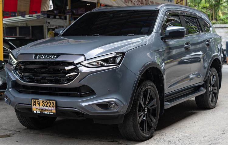 Isuzu MU-X 2023 1.9 ULTIMATE 2WD Utility-car ดีเซล ไม่ติดแก๊ส เกียร์อัตโนมัติ เทา รูปที่ 2
