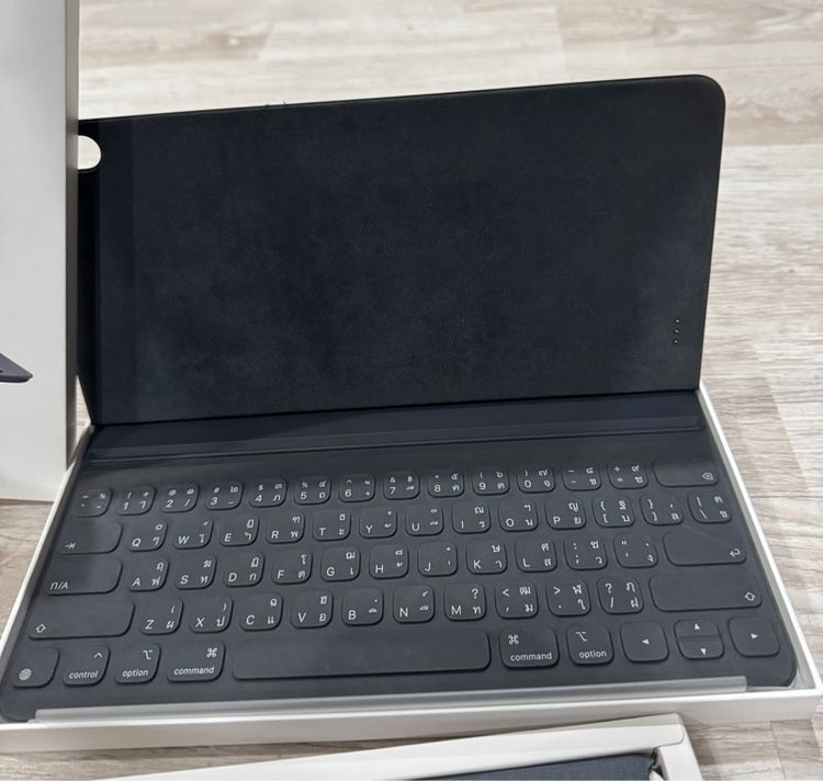 Smart Keyboard Folio รูปที่ 2