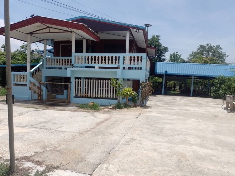 ขายที่ดินพร้อมบ้าน ทำเลดี 