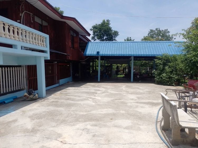 ขายที่ดินพร้อมบ้าน ทำเลดี ใกล้เมือง รูปที่ 2