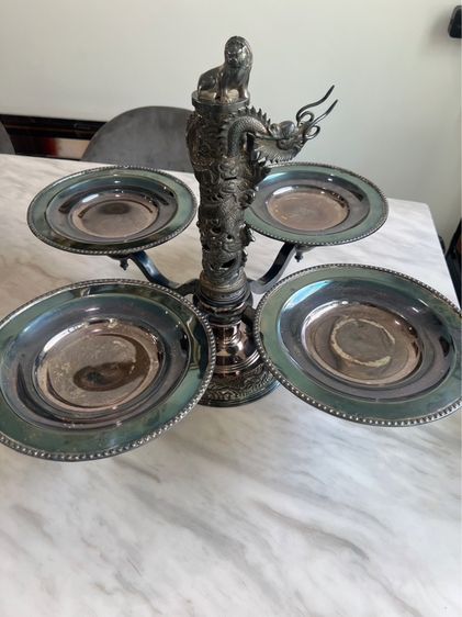 ที่วางเสริ์ฟอาหารตกแต่งลวดลายสิงห์และมังกรชุบเงิน งาน สเปน นำเข้า รูปที่ 7