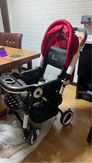 อื่นๆ รถเข็นเด็กพับได้ ยี่ห้อ Parent 