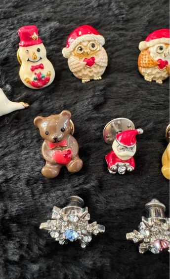 เข็มกลัดเคลือบอีนาเมลคอลเลกชั่นคริสต์มาส จากญี่ปุ่น งานสะสมหายากค่ะ รูปที่ 3