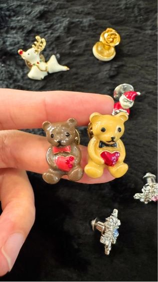 เข็มกลัดเคลือบอีนาเมลคอลเลกชั่นคริสต์มาส จากญี่ปุ่น งานสะสมหายากค่ะ รูปที่ 8