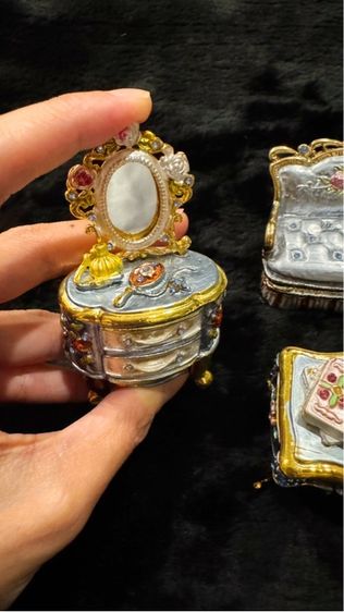 กล่องใส่เครื่องประดับชุดเฟอร์นิเจอร์ ประดับคริสตัลสวารอฟสกี้ รูปที่ 2