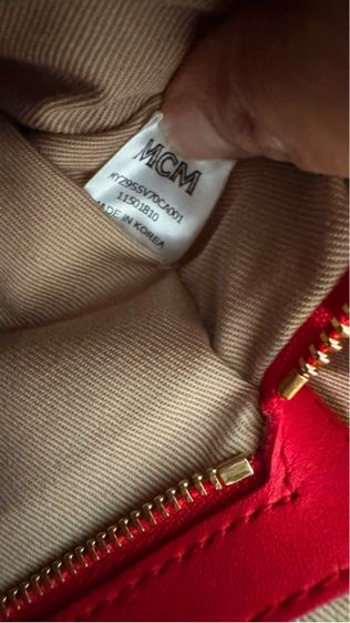 MCM เอ็มซีเอ็ม  กระเป๋าสะพายข้างทรงแบน รูปที่ 8