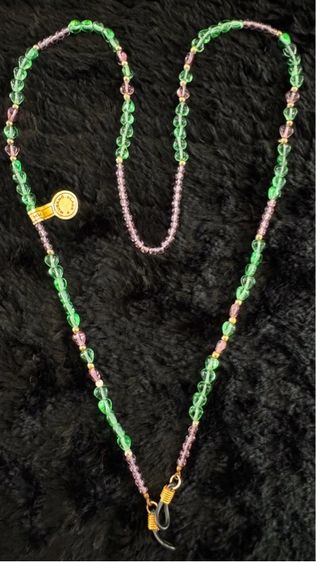 อื่นๆ สายคล้องแว่นตามูราโน่ รูปหัวใจเล็กๆร้อยเรียงกัน สีชมพู เขียว