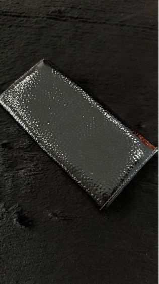 กระเป๋าสตางค์พับยาว Vivienne Westwood ORB หนังเคลือบอีนาเมล รูปที่ 3