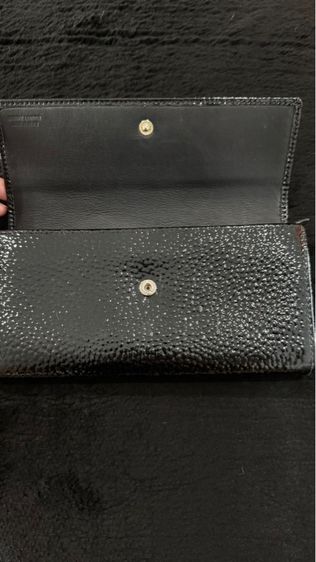 กระเป๋าสตางค์พับยาว Vivienne Westwood ORB หนังเคลือบอีนาเมล รูปที่ 4