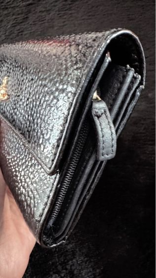 กระเป๋าสตางค์พับยาว Vivienne Westwood ORB หนังเคลือบอีนาเมล รูปที่ 11