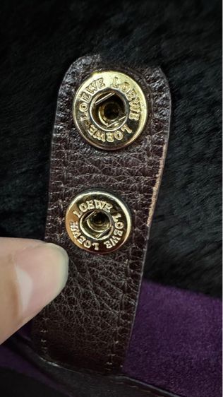 กระเป๋าถือสะพายไหล่ สไตน์บาแกตต์ หนังสีชมพูและแดง Loewe รุ่น Luca Anagram รูปที่ 11