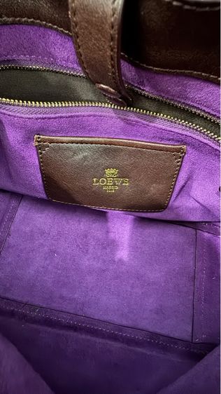 กระเป๋าถือสะพายไหล่ สไตน์บาแกตต์ หนังสีชมพูและแดง Loewe รุ่น Luca Anagram รูปที่ 9