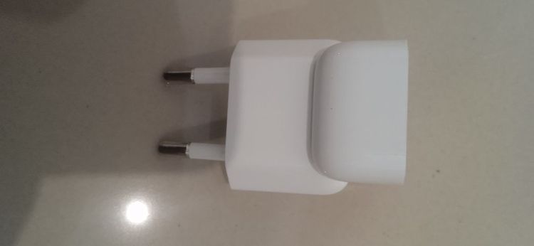 สายชาร์จแบ​ต ของ​ แอปเปิ้ล รูปที่ 5