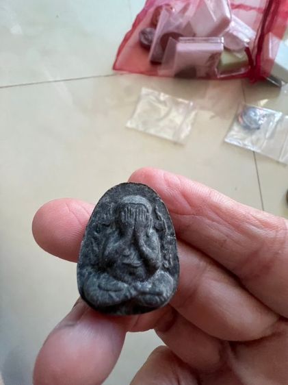 พระเหรียญ รูปที่ 4