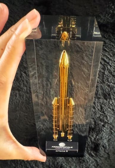 Ariane 5 จรวดอวกาศ  โมเดล รูปที่ 8