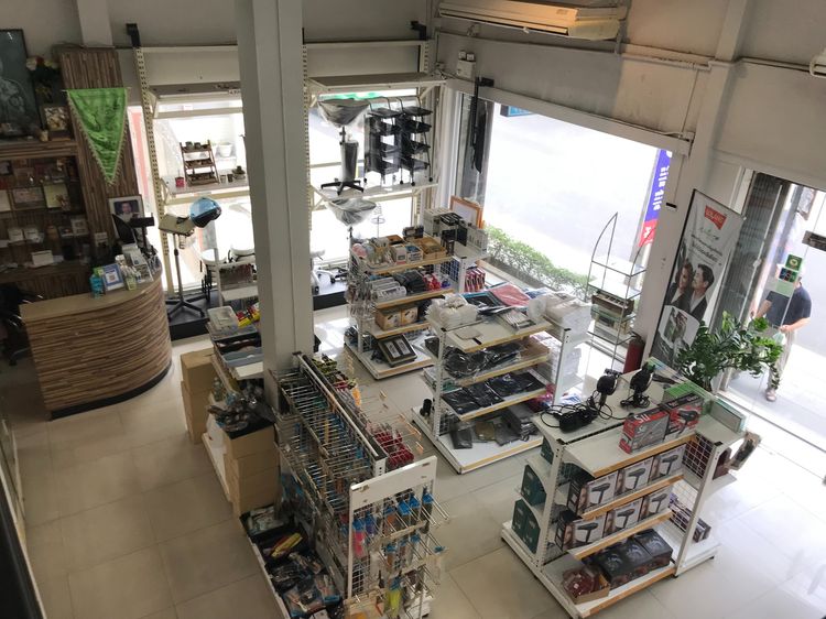 ให้เช่าตึกแถว 3 คูหา ติดริมถนนใหญ่รามคำแหง รูปที่ 4