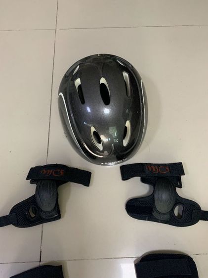 ชุดรองเท้าสเก็ต รูปที่ 2