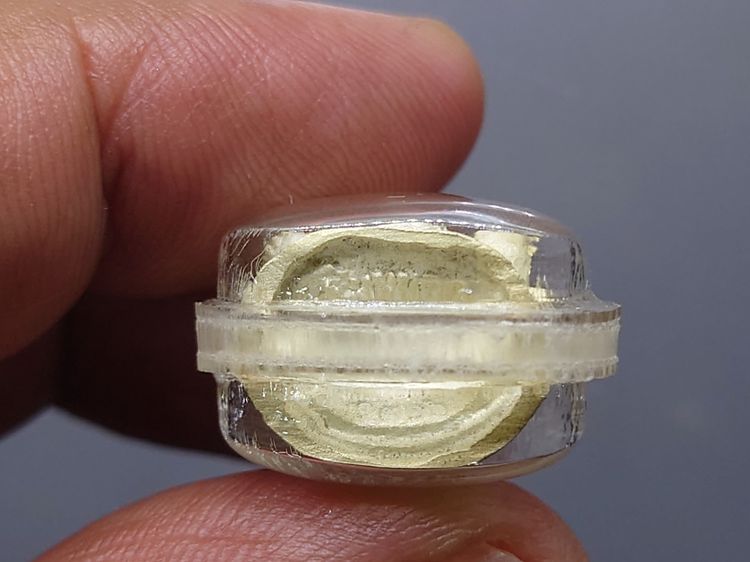 รูปหล่อพระสังกัจจายน์ วัดโพธิ์แมน เนื้อเงินขัดเงาพ่นทราย โครงการสร้างพระศรีอาริยเมตตรัย มหาโพธิสัตว์ พ.ศ.2540 พร้อมกล่องเดิมๆจากวัด รูปที่ 7