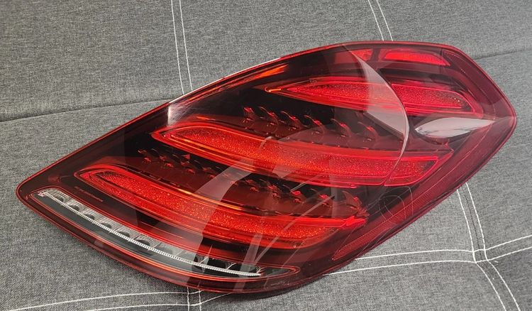 2018-2020 ไฟท้ายหลังขวา MERCEDES S-class W222 S500 S560 REAR RIGHT SIDE TAILLIGHT LAMP OEM