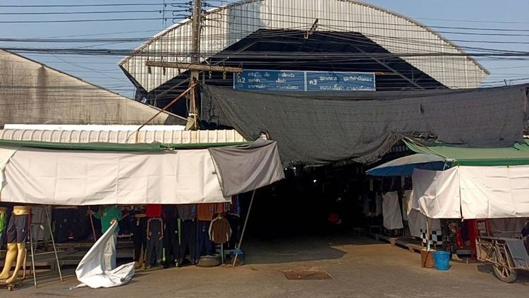 ขายสิทธิ์ห้องเช่าที่โรงเกลือมี2ห้อง(ขาย1ห้อง)มีผู้เช่าอยู่