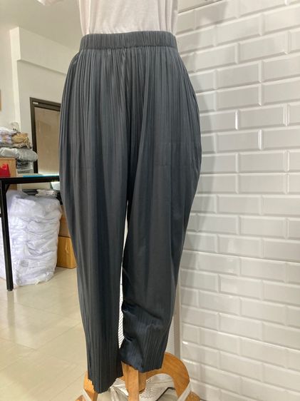 ไม่มีแขน เทา อื่นๆ กางเกงพลีท M