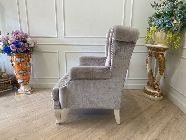 เก้าอี้อาร์มแชร์ ดึงกระดุม เบาะผ้า โครงไม้ สีเทา รูปที่ 9