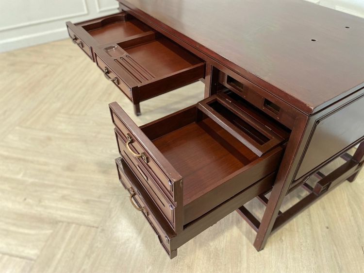 โต๊ะทำงาน 3 ลิ้นชัก โครงไม้ สีน้ำตาล รูปที่ 5
