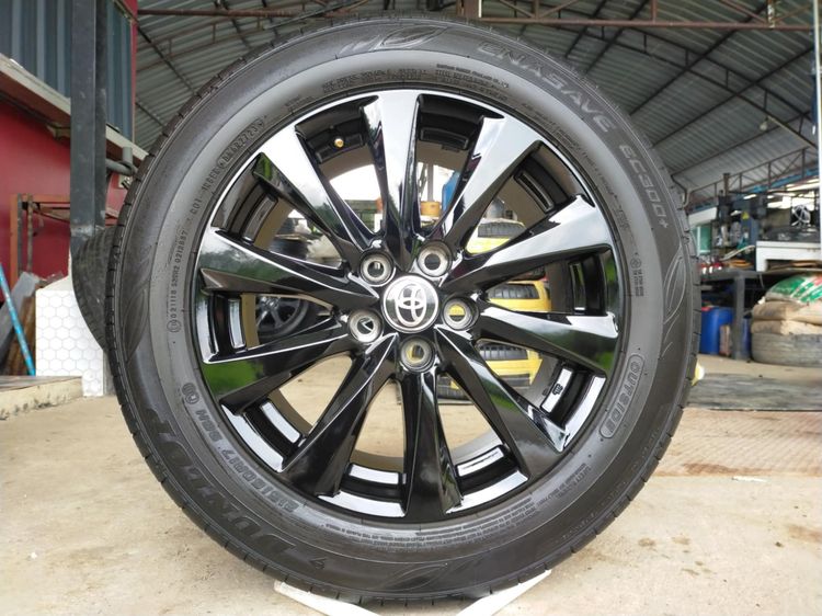 17" แม็กโตโยต้า ขอบ17 สีอบpowder coat พร้อมยางดันลอป 215 60 17 ปี23 ยางสวยทุกเส้นใส่ revo vigo chr innova อื่นๆ 5 รู 114
