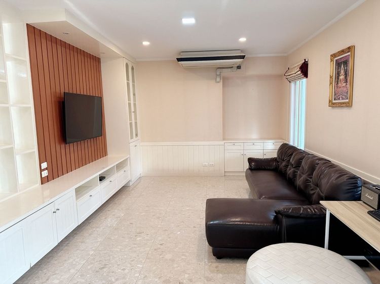 อื่นๆ มีบางส่วน 2013 🏡 ขายบ้านเดี่ยว 2 ชั้น หมู่บ้านสัมมากร พระราม 5 พร้อมอยู่ ทำเลทอง พร้อมโอนทันที 🔥 รูปที่ 2