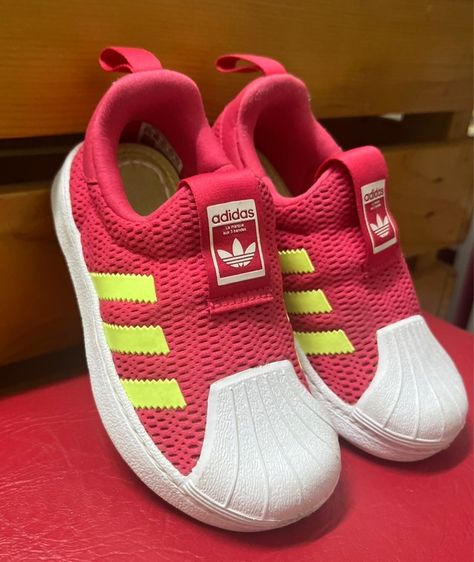 🌈 รองเท้าเด็ก  Adidas Kids 👉แบรนด์ Adidas แท้💯แบรนด์ดัง💯🌈 รูปที่ 2