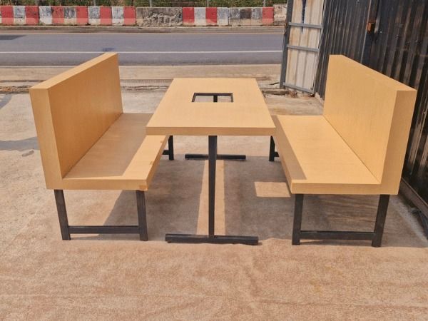 อื่นๆ เนื้อ ชุดโต๊ะเก้าอี้ไม้ 4 ที่นั่ง ขาเหล็ก สีดำ