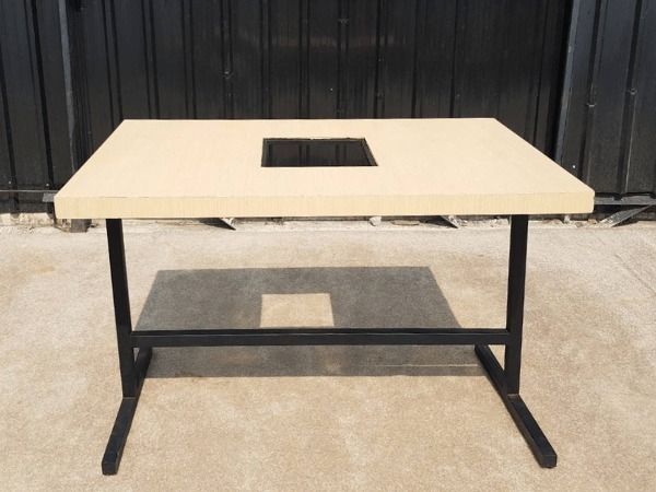 ชุดโต๊ะเก้าอี้ไม้ 4 ที่นั่ง ขาเหล็ก สีดำ รูปที่ 5